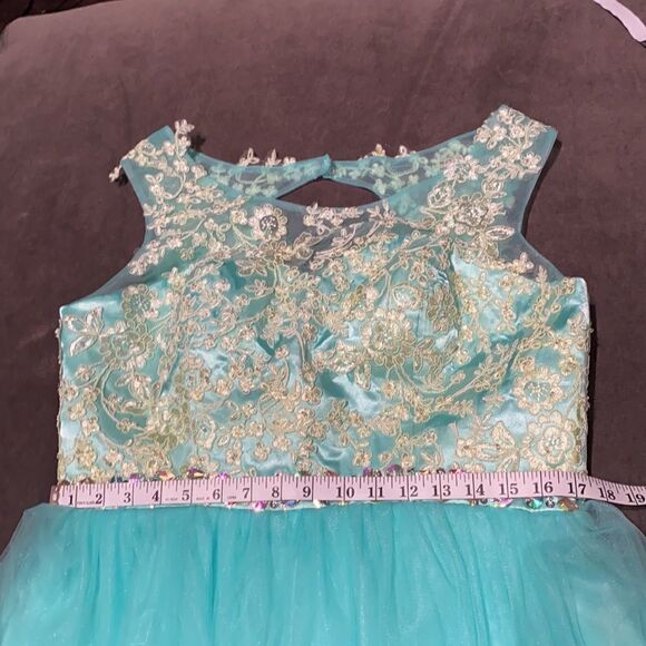 Women’s Prom Formal or Party Dress Size 16 - Picture 7 of 8